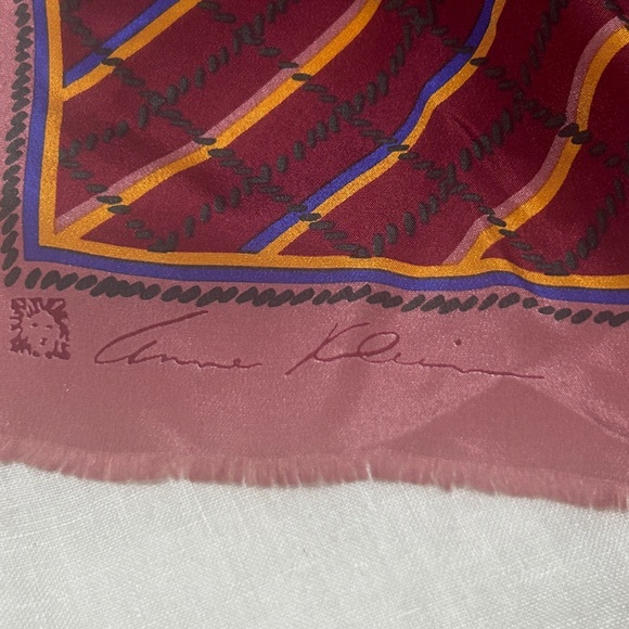 Vintage Anne Klein Signed Silk Scarf - Picture 7 of 8